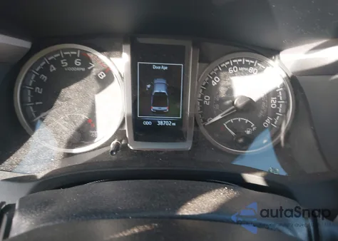 2023 Toyota Tacoma Sr5 V6 z USA, uszkodzony, nr VIN 3TMAZ5CN7PM213551